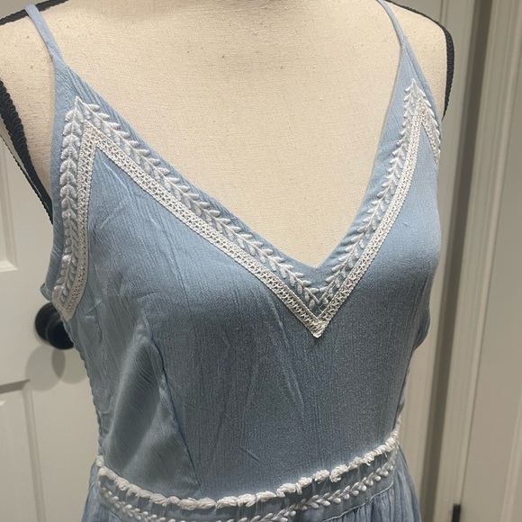 Baby blue maxi sundress with beautiful embroidered details. Size Large. NWT. - Picture 2 of 9